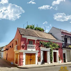 Albergue Life Is Good