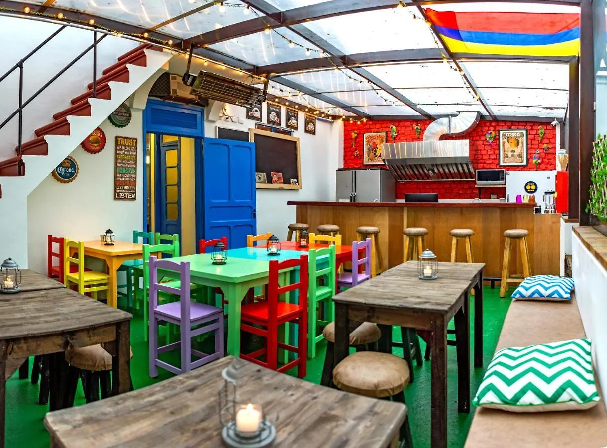 Granada Hostel Bogotá 0*,